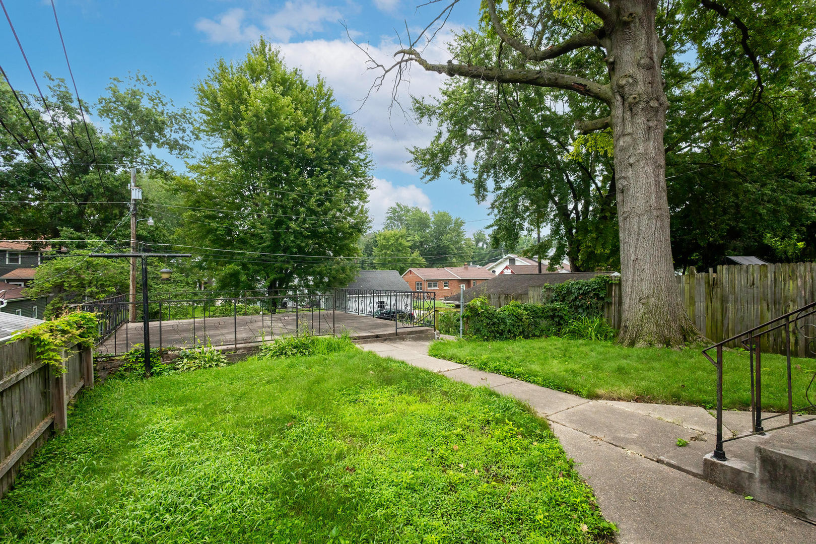 2015 Tremont Avenue Property Photo 30