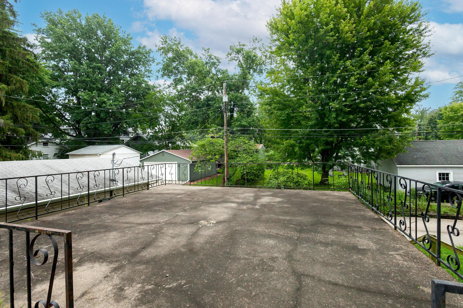 2015 Tremont Avenue Property Photo 31