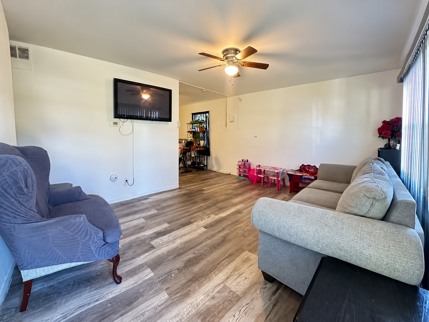 2012 218th Place Property Photo 5