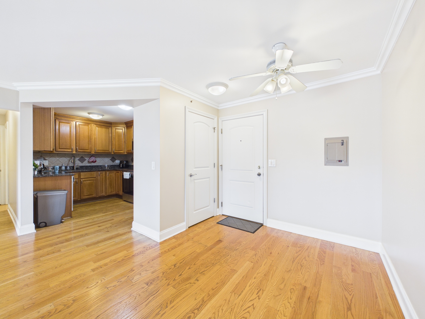 2210 S Goebbert Road 226 Property Photo 9