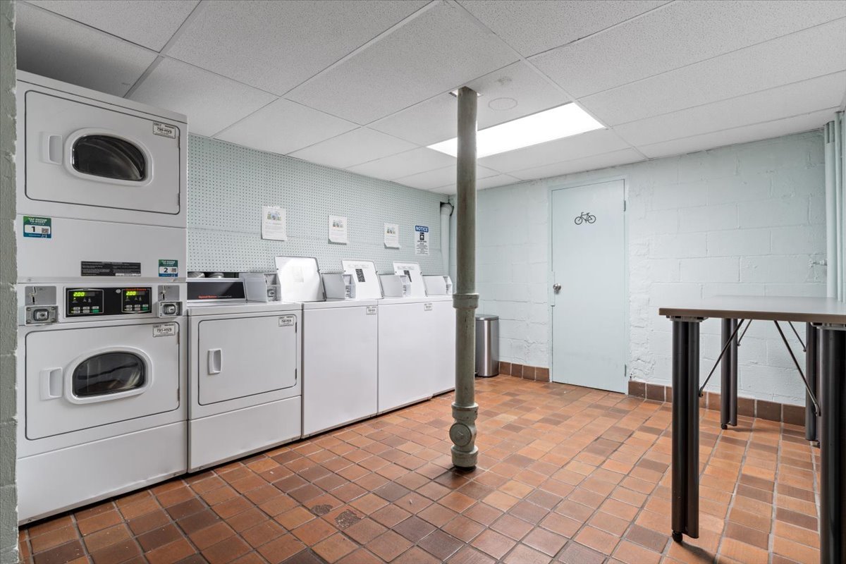 5616 N Kenmore Avenue 5c Property Photo 13