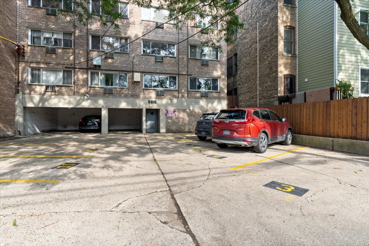 5616 N Kenmore Avenue 5c Property Photo 15