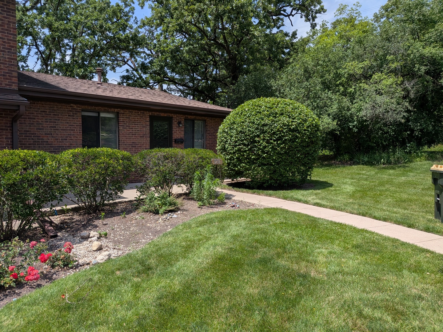 1231 Geneva Lane Property Photo 1