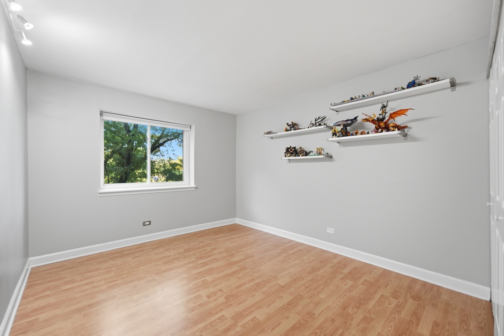 220 S Roselle Road 321 Property Photo 16