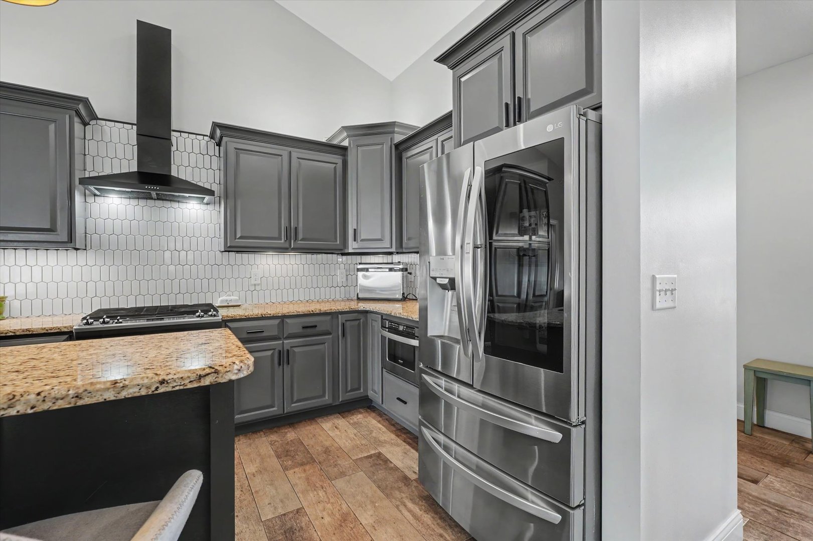 100 Weldon Springs Road Property Photo 16
