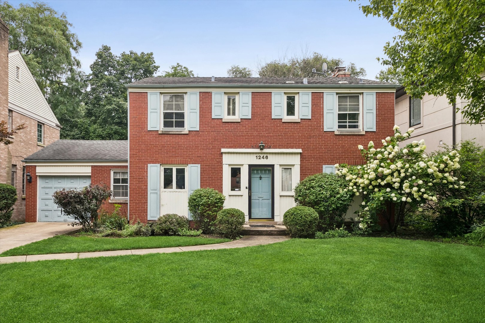1246 Franklin Avenue Property Photo 1