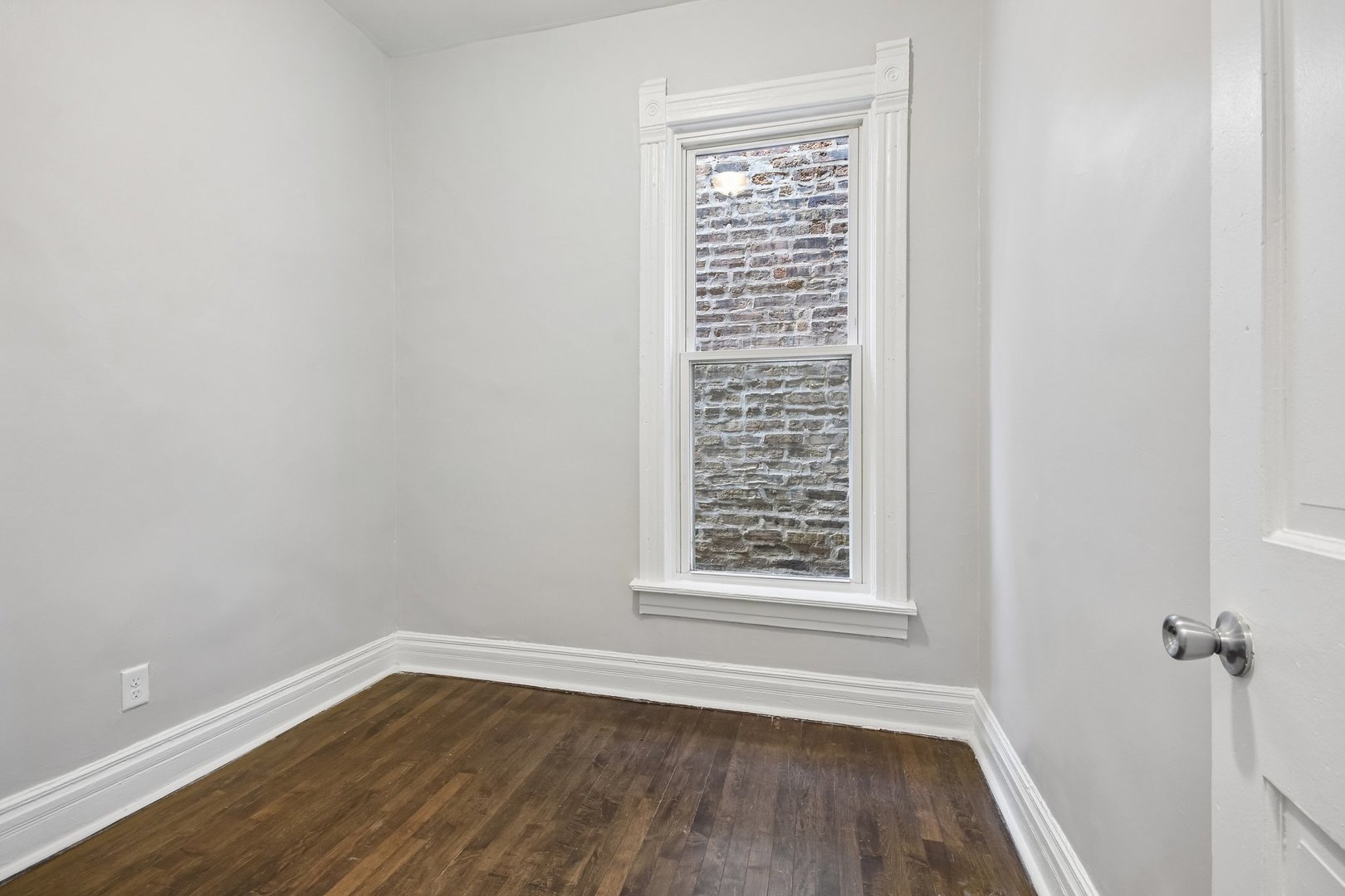 1914 S Hamlin Avenue Property Photo 22