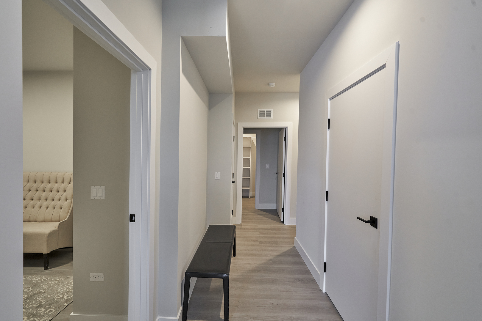503 E Pershing Avenue 405 Property Photo 25