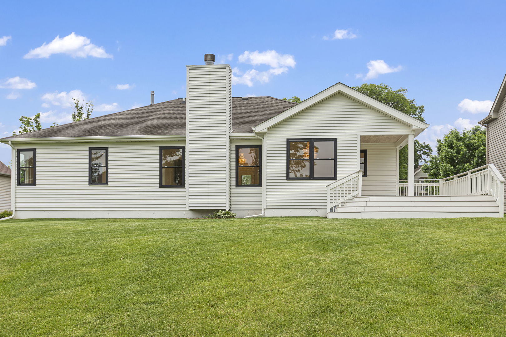 1004 Golden Avenue Property Photo 37