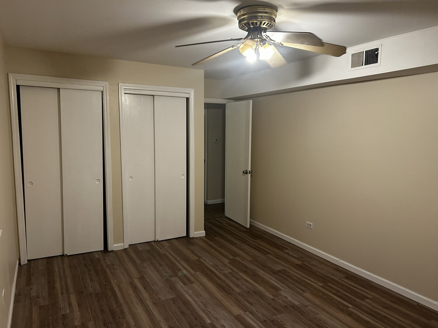 8333 S Maryland Avenue 101 Property Photo 8