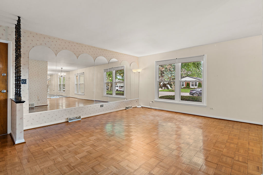 12734822 Property Photo 3