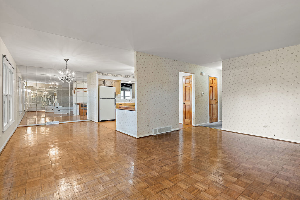 12734822 Property Photo 4