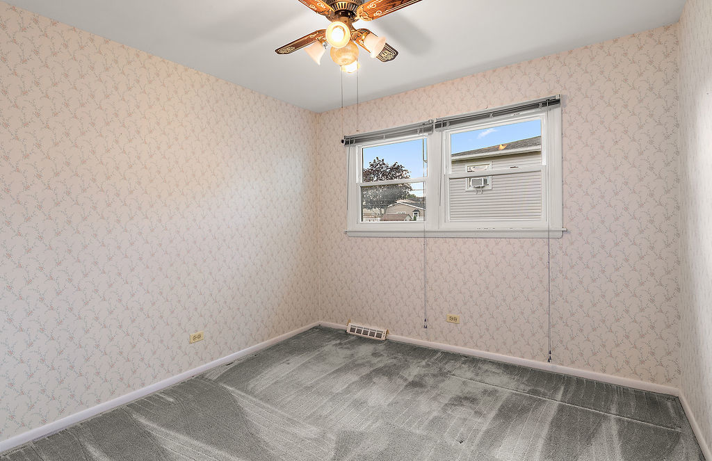 12734822 Property Photo 15
