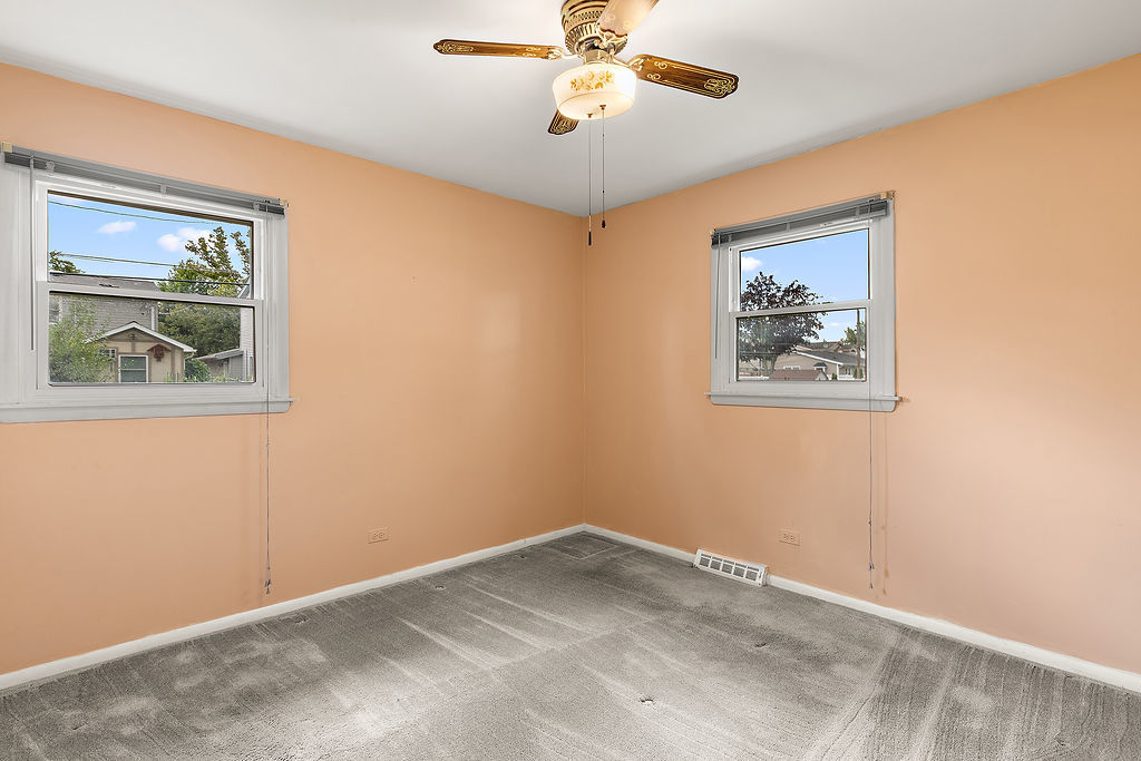 12734822 Property Photo 16