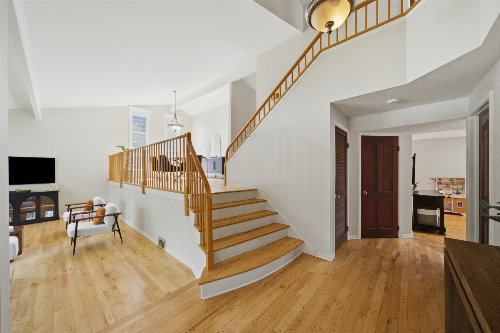 1752 Mccraren Road Property Photo 6