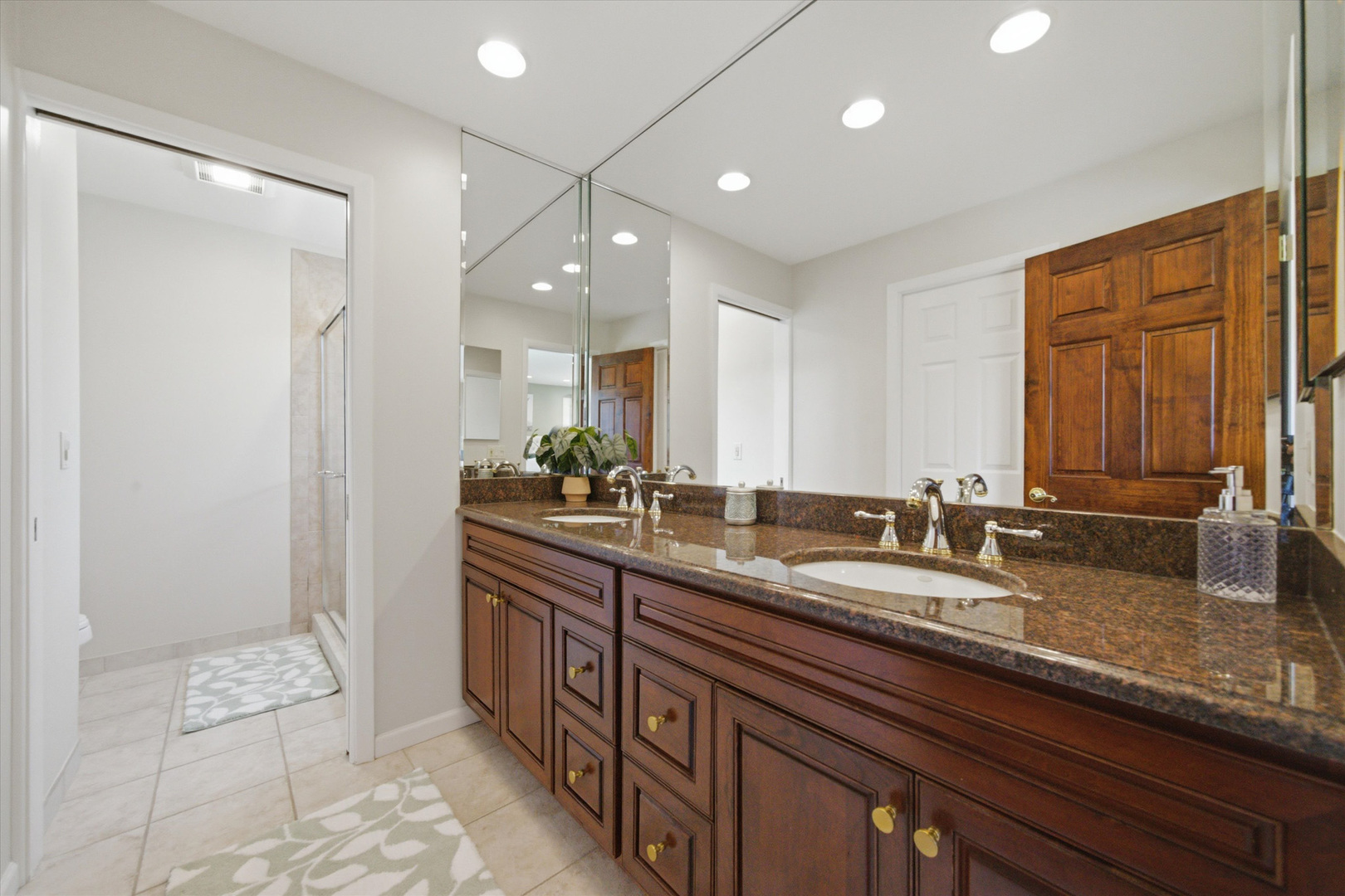 1752 Mccraren Road Property Photo 14