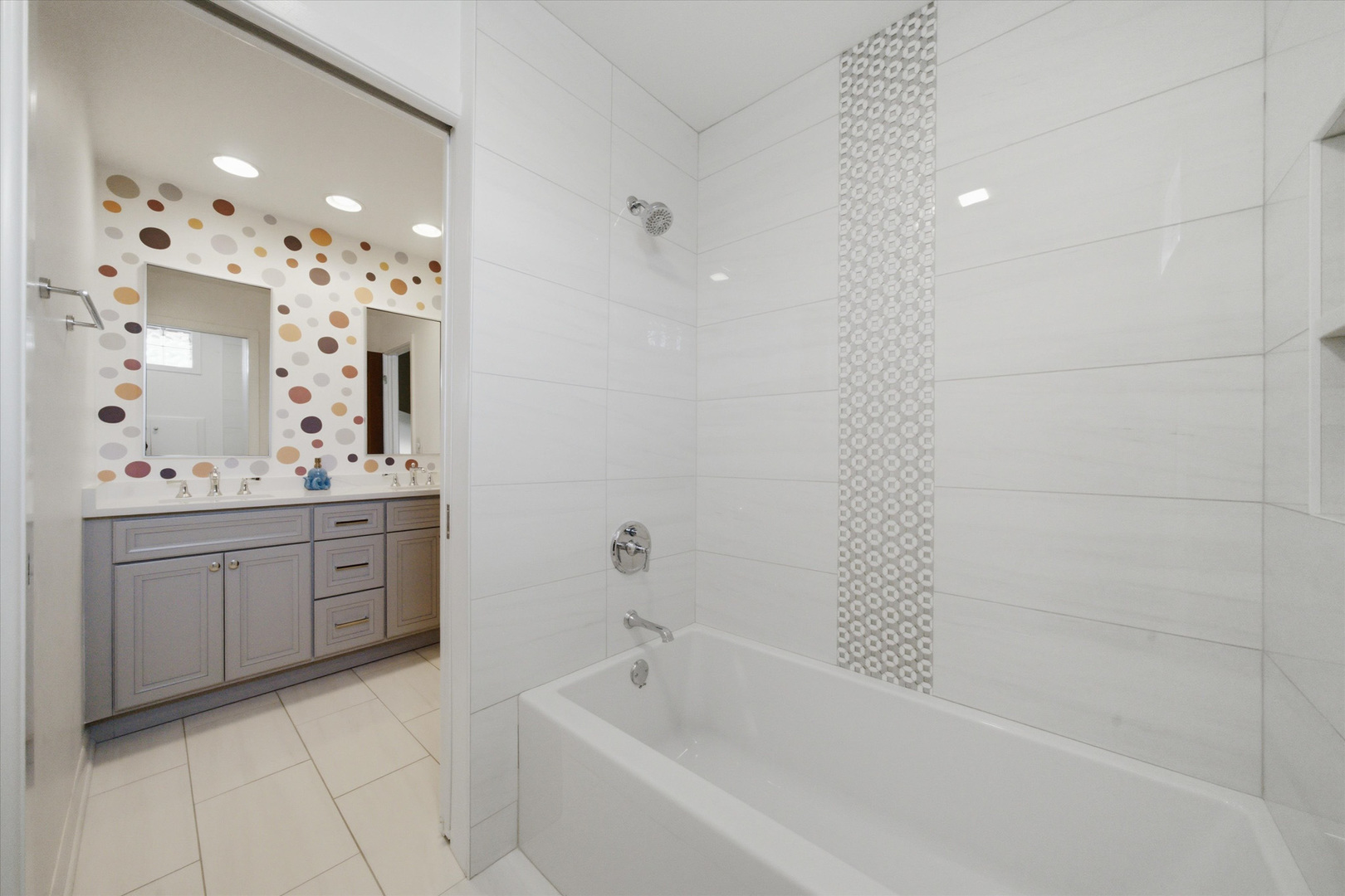 1752 Mccraren Road Property Photo 19