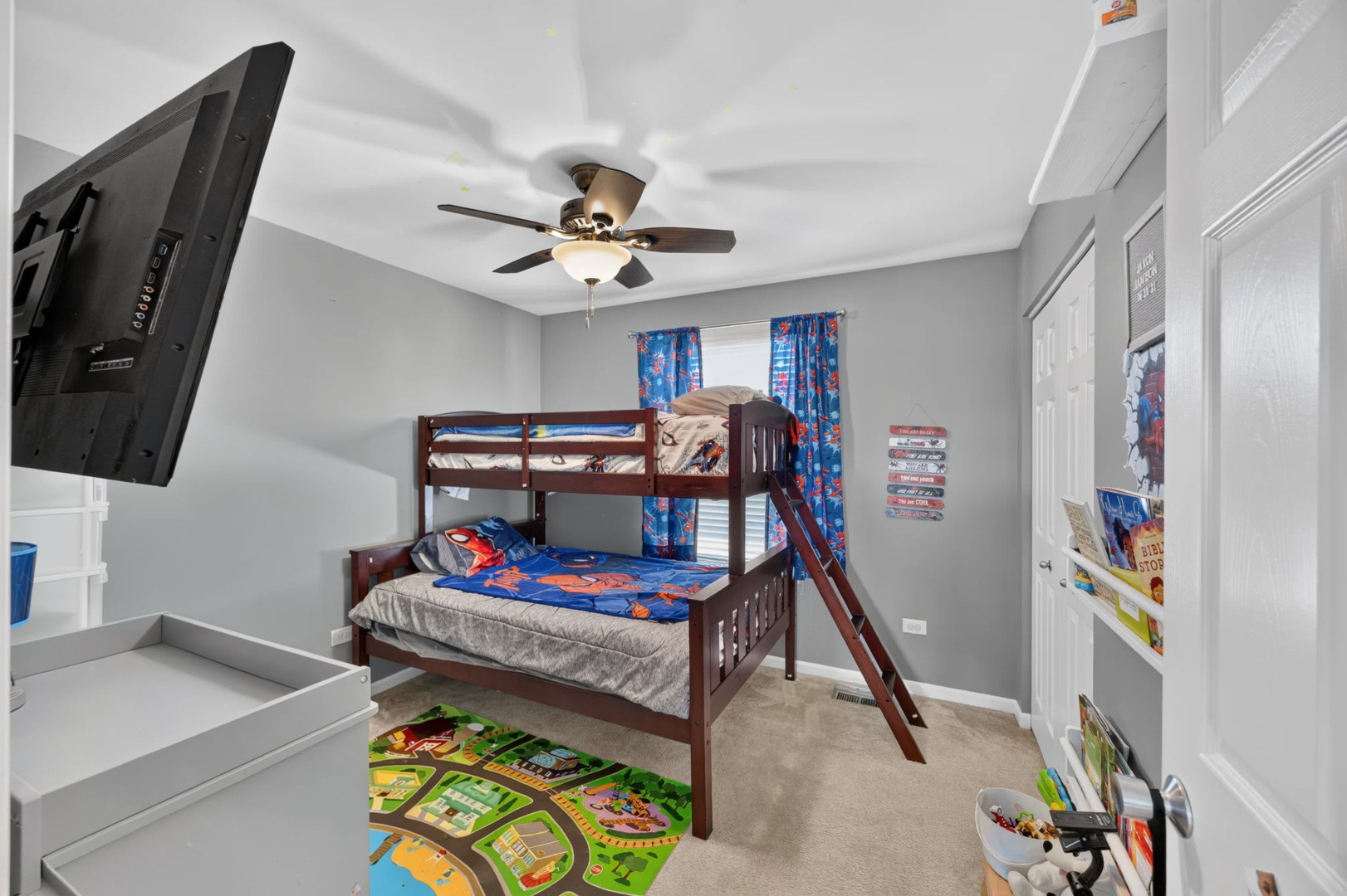 594 Camellia Avenue Property Photo 11