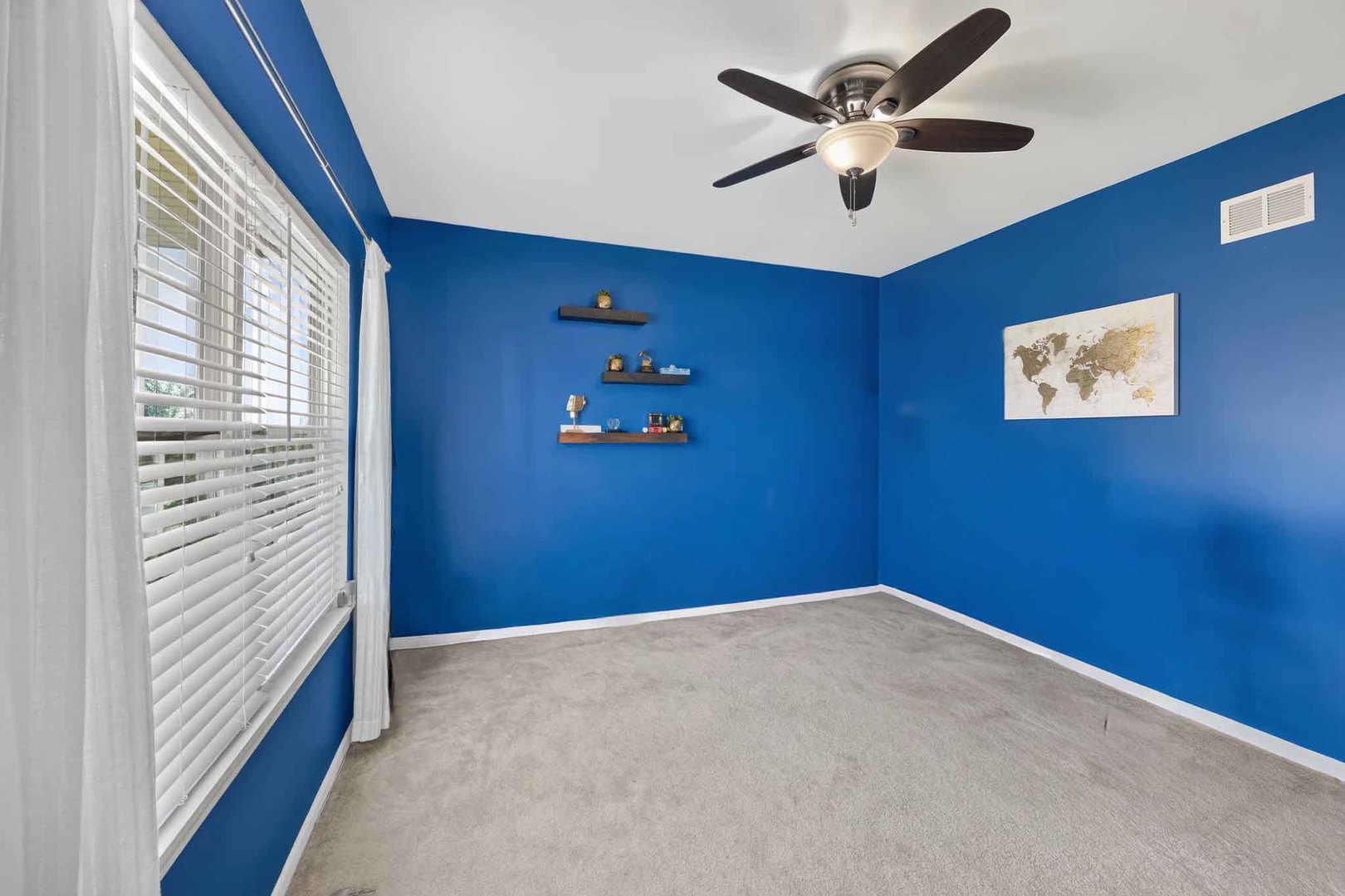 594 Camellia Avenue Property Photo 21