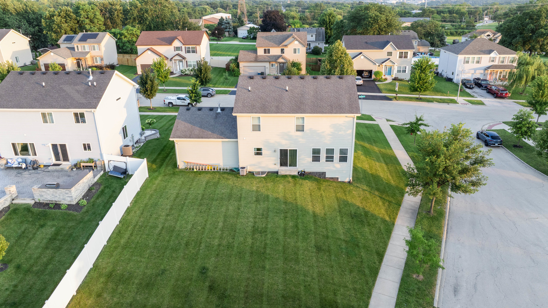 594 Camellia Avenue Property Photo 39