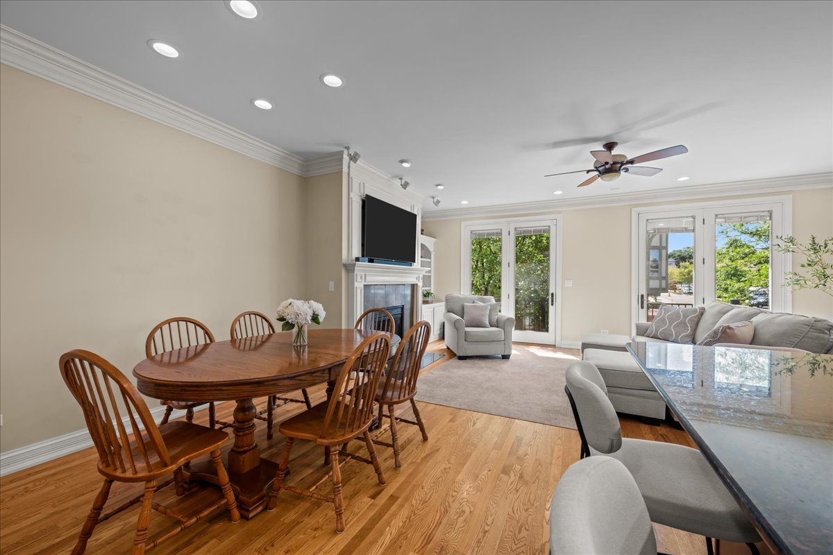 301 Brownstone Drive Property Photo 11