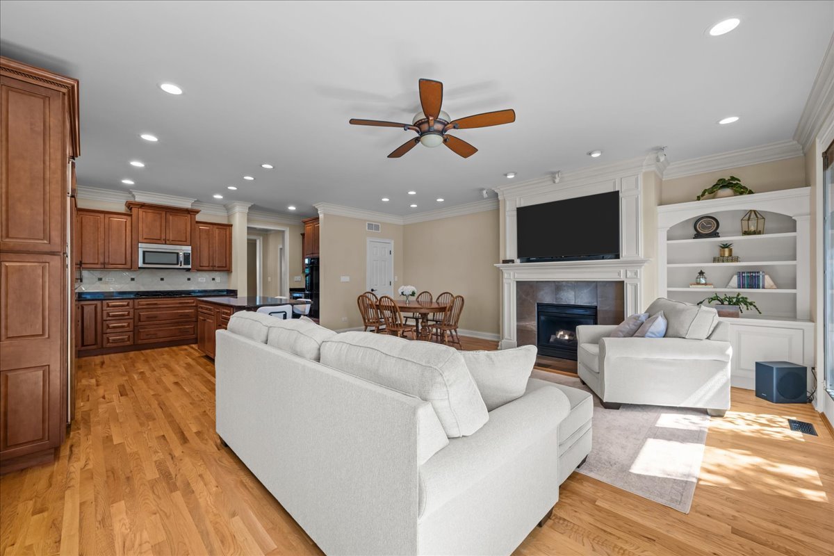301 Brownstone Drive Property Photo 12