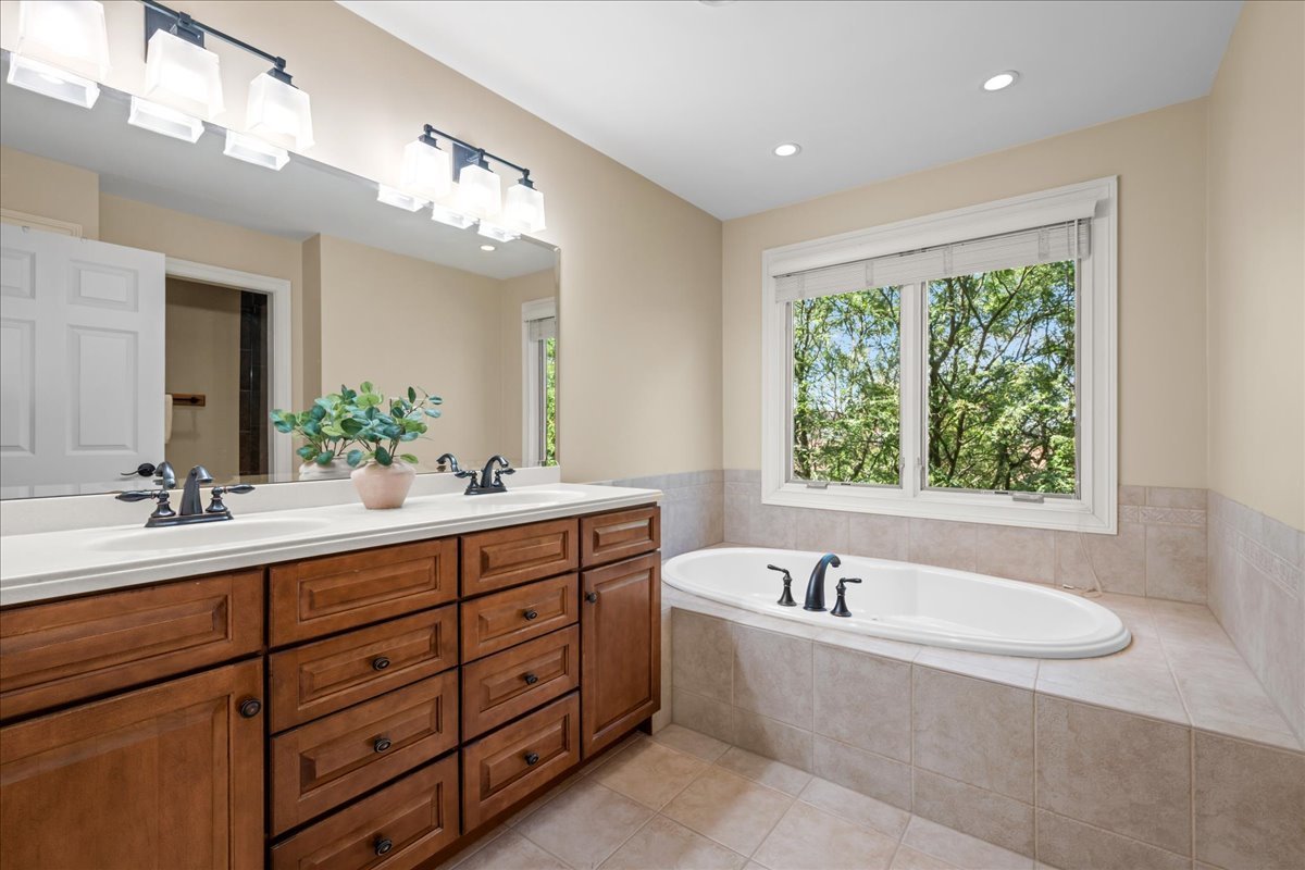 301 Brownstone Drive Property Photo 20