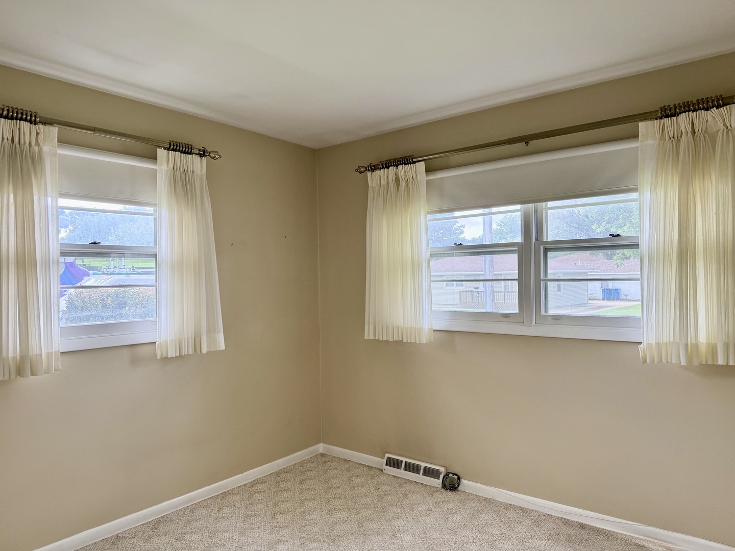 2327 13th Street Property Photo 10