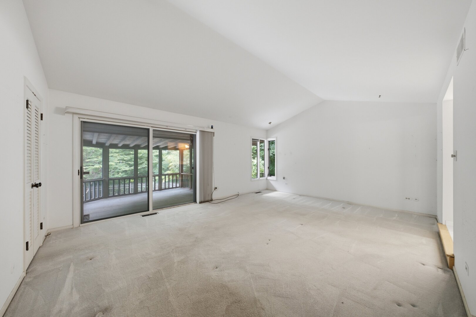 1664 E Rietveld Drive Property Photo 14