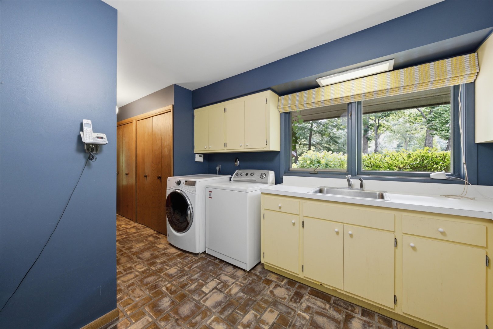 1664 E Rietveld Drive Property Photo 37