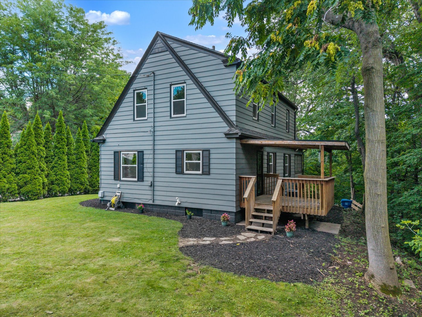 110 14th Avenue Property Photo 7