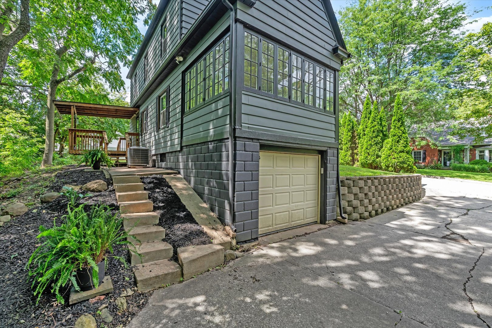 110 14th Avenue Property Photo 8