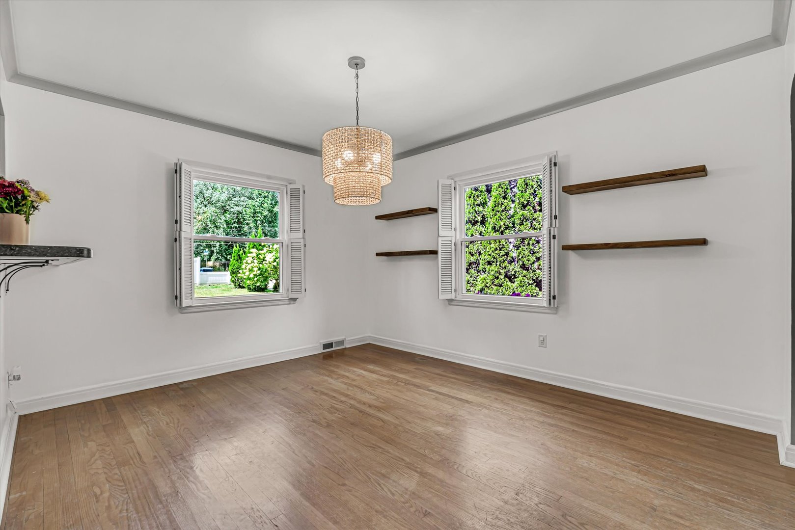 110 14th Avenue Property Photo 28
