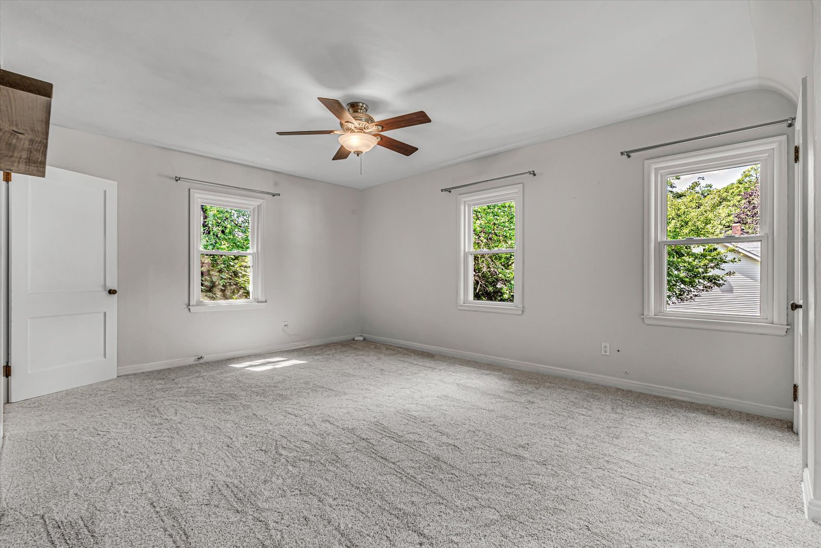 110 14th Avenue Property Photo 44