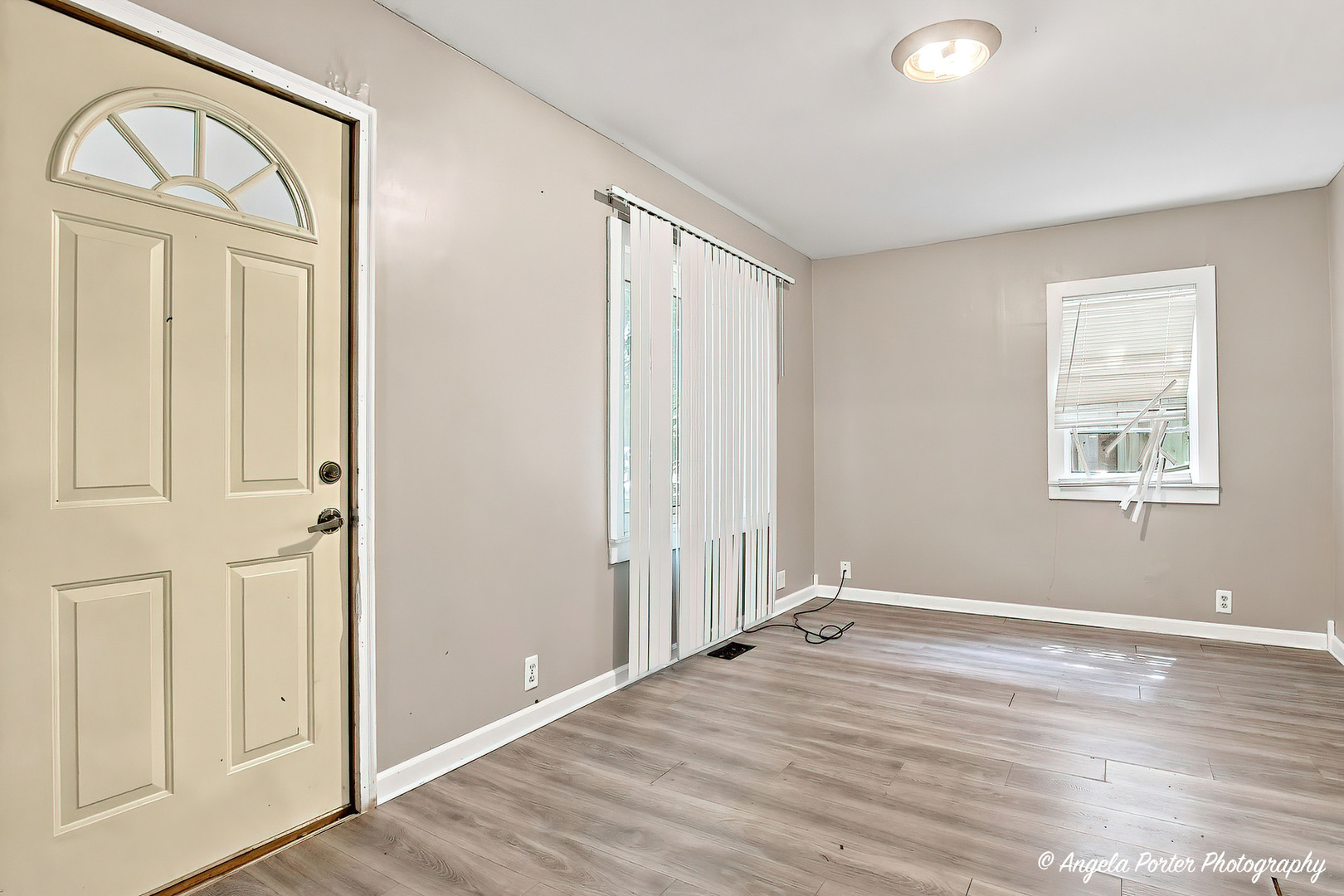 1316 N Poplar Avenue Property Photo 4
