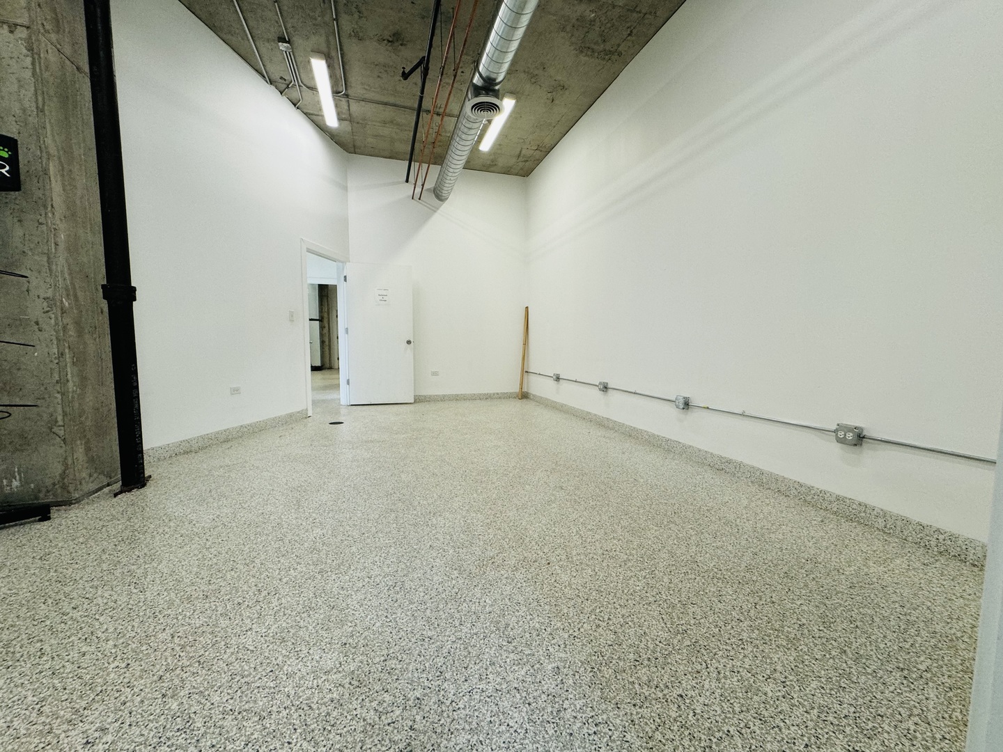 50 E 16th Street C-1a Property Photo 11