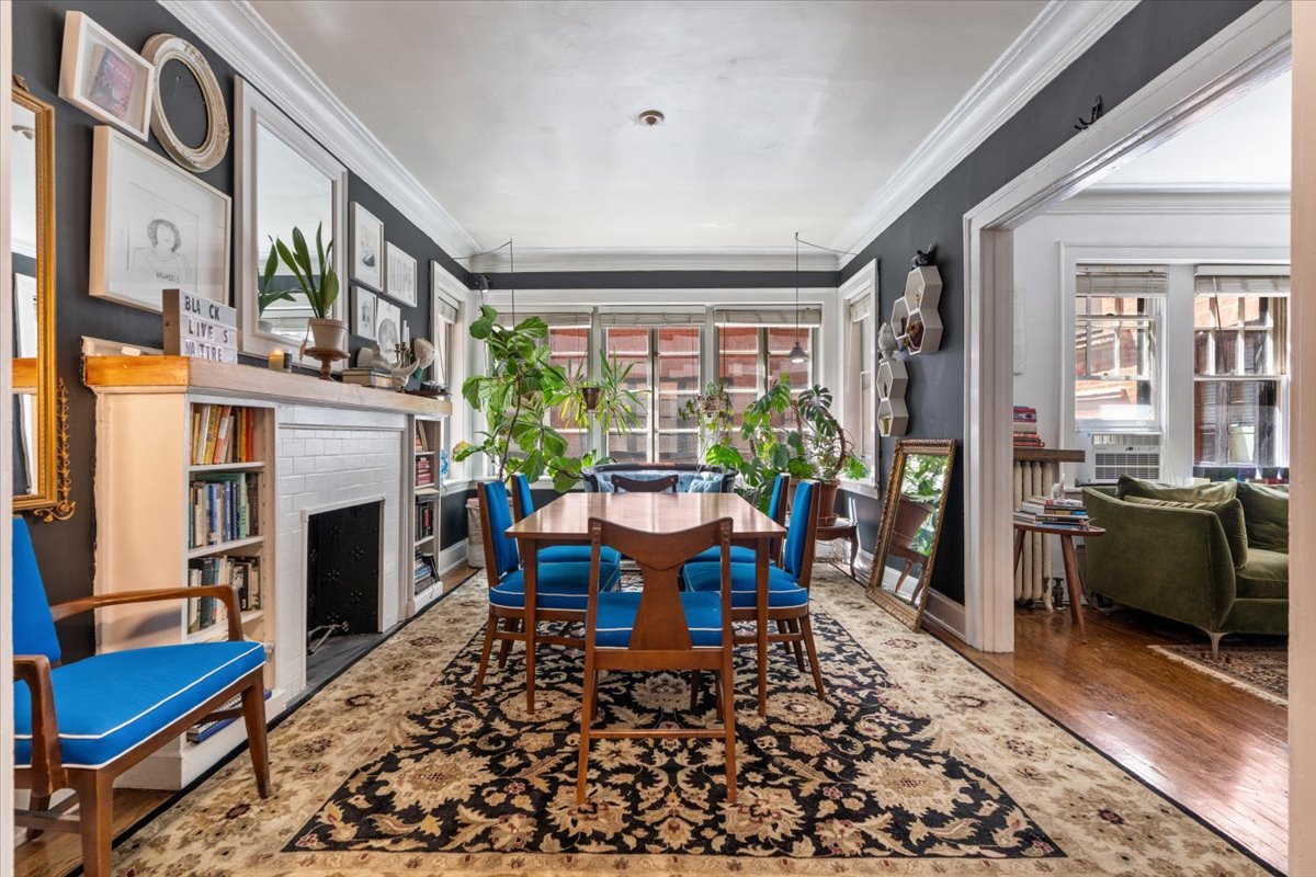 2018 Sherman Avenue 1w Property Photo 4