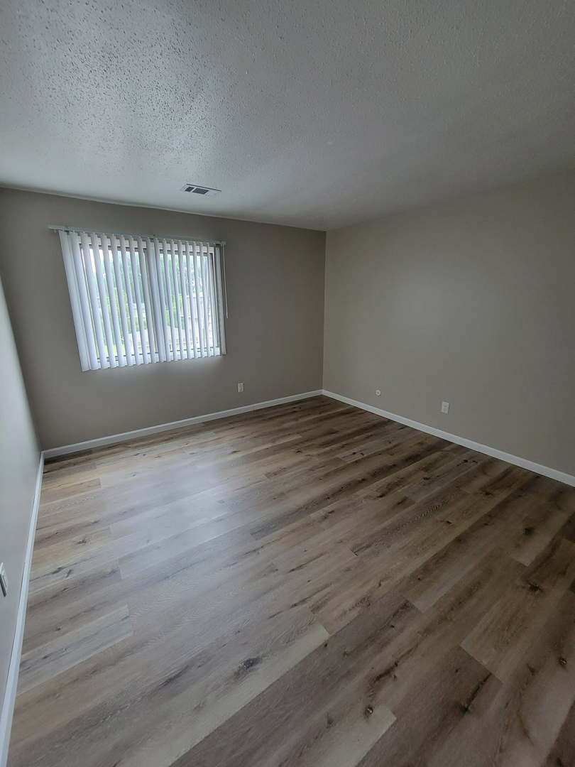 2770 Tech Drive 412 Property Photo 4