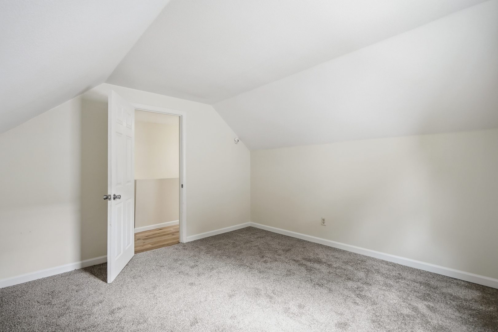 135 4th Street Property Photo 14