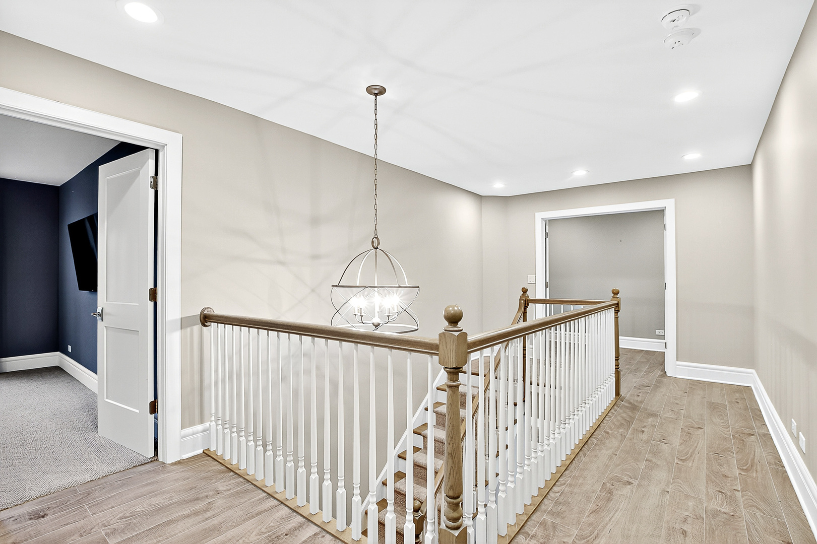 827 Edgewater Parkway Property Photo 39