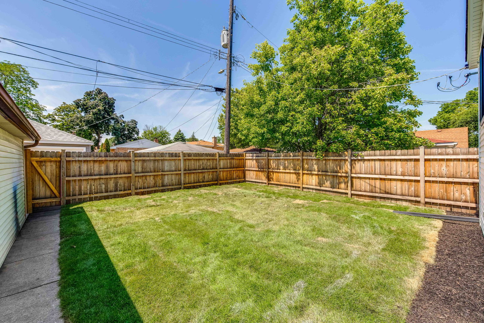 6516 N Nordica Avenue Property Photo 25