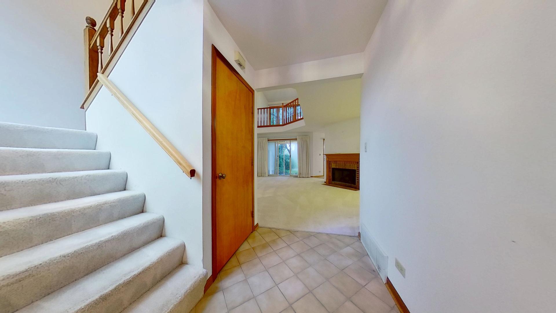 11318 Algonquin Road Property Photo 3