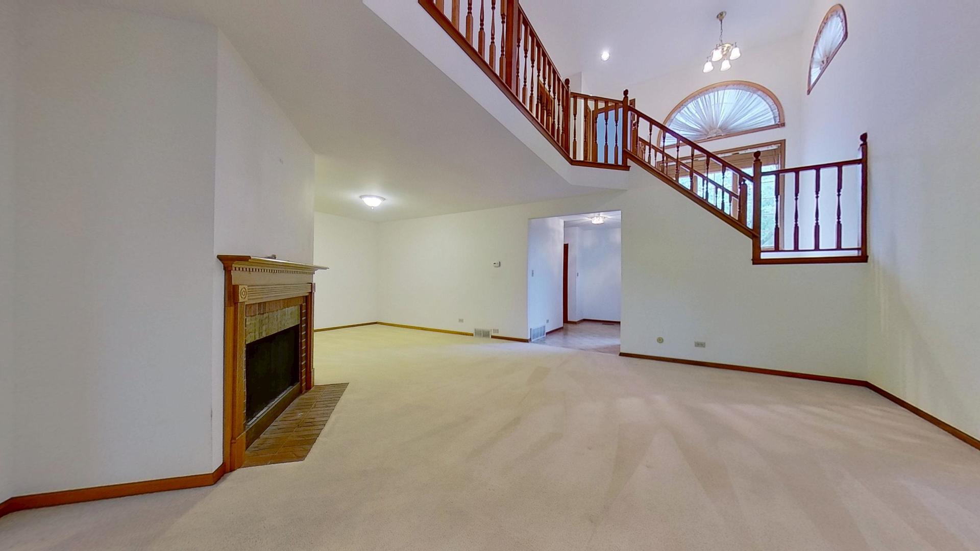 11318 Algonquin Road Property Photo 6