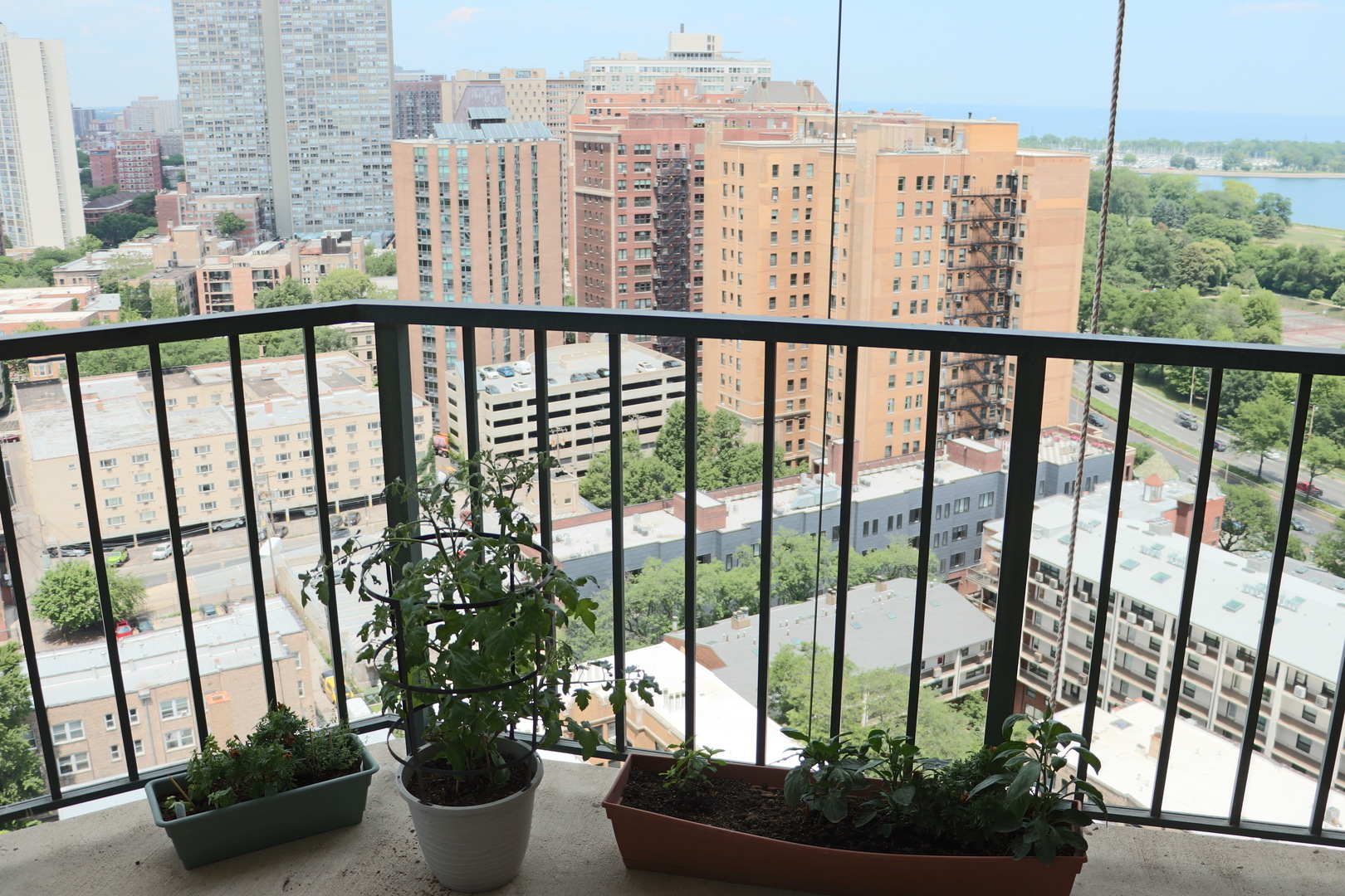 3660 N Lake Shore Drive 2106 Property Photo 8