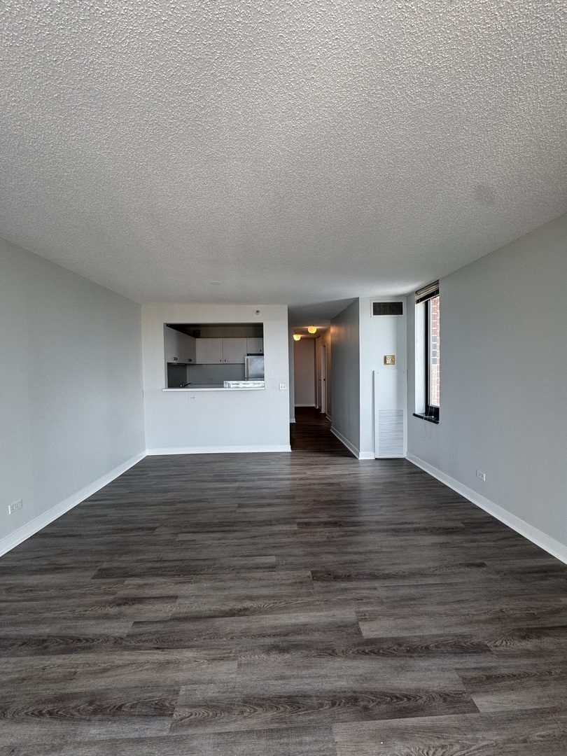 3660 N Lake Shore Drive 2106 Property Photo 14