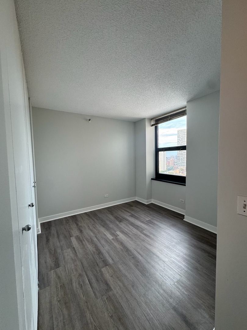 3660 N Lake Shore Drive 2106 Property Photo 16