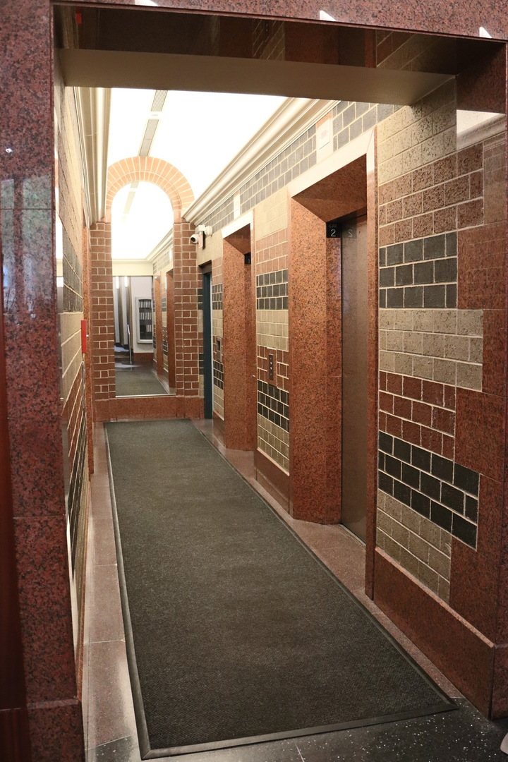 3660 N Lake Shore Drive 2106 Property Photo 17