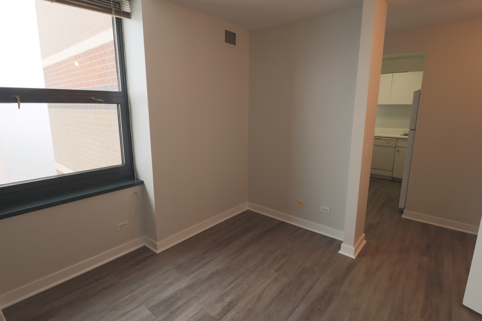 3660 N Lake Shore Drive 2106 Property Photo 17