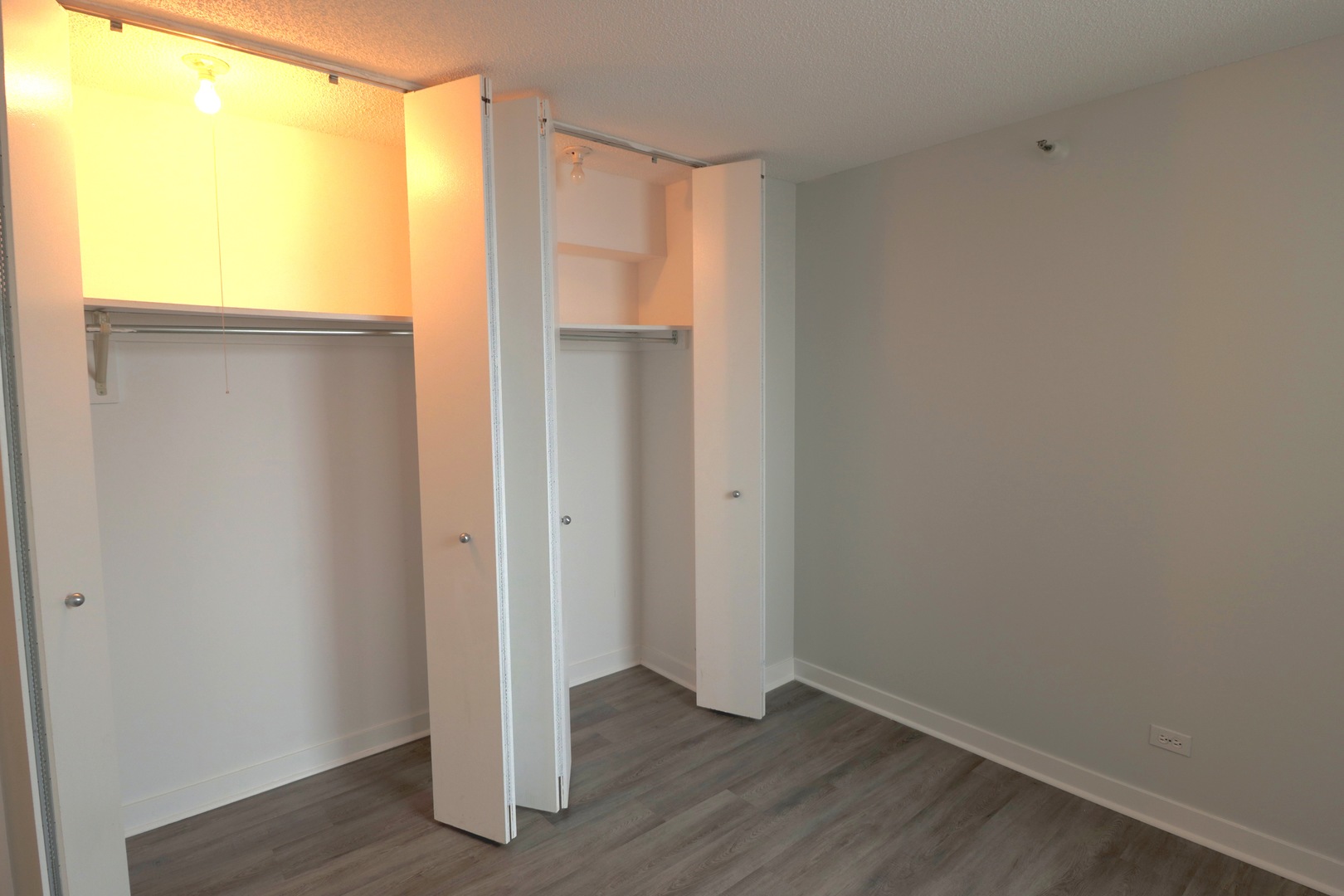 3660 N Lake Shore Drive 2106 Property Photo 18