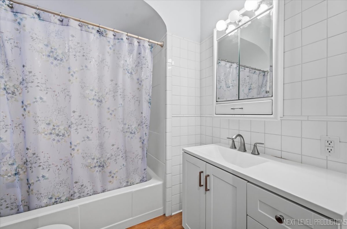 242 N Lincoln Street Property Photo 15